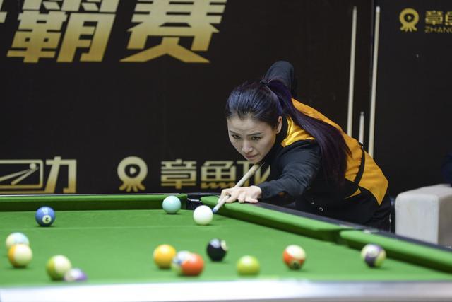 惊天争议！西班牙人1-0巴列卡诺，裁判两红牌+点球引爆全场！